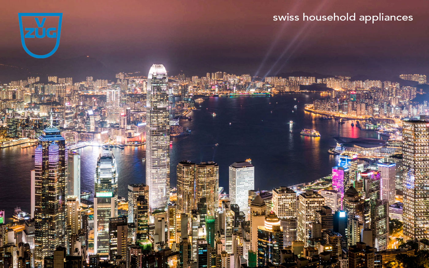 Skyline of Hongkong at night v-zug