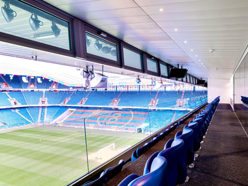 Sky Lounge Aussenbereich im St.Jakob Stadion des FC Basel eigebunden in den virtuellen Rundgang
